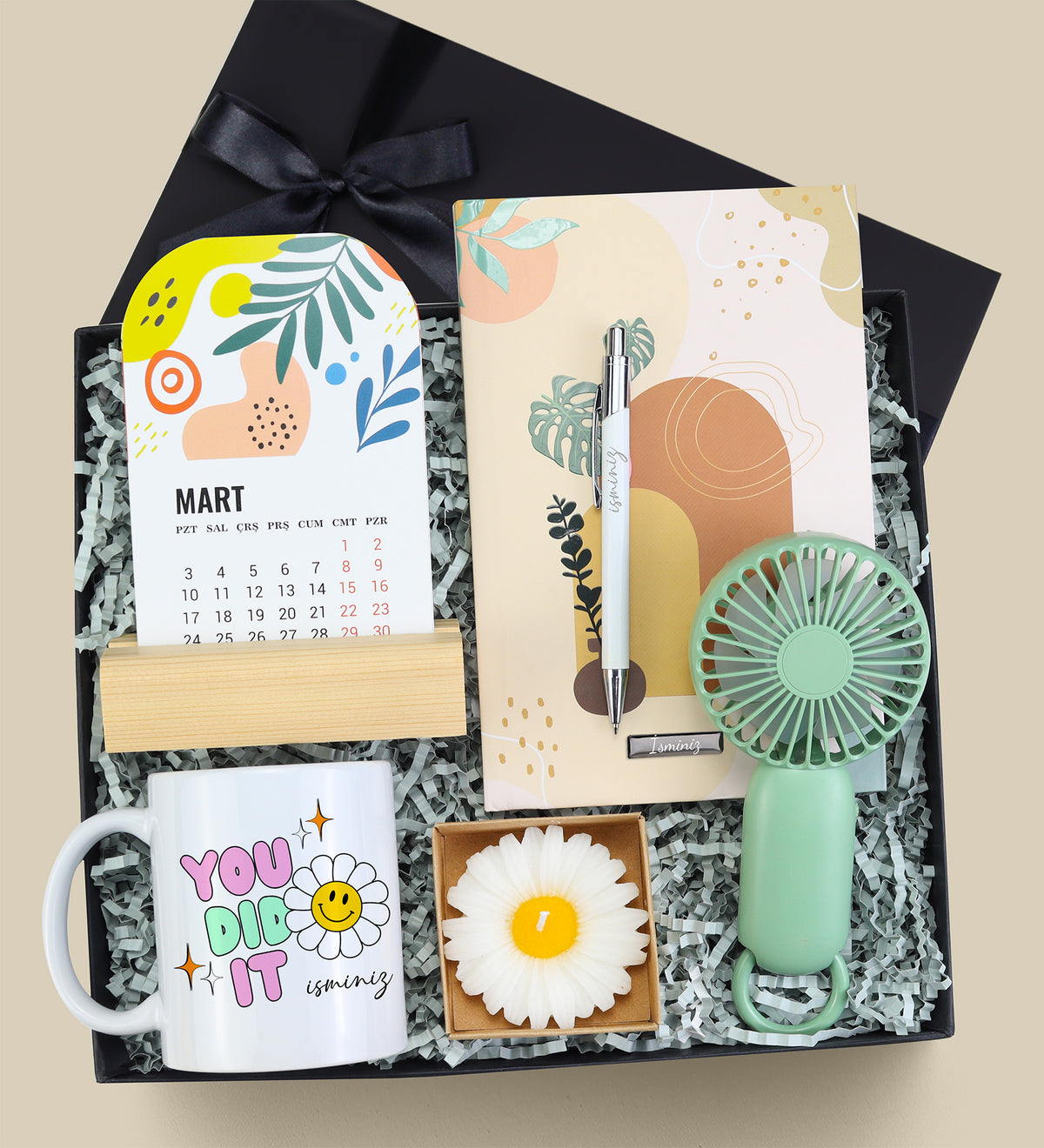 Kişiye Özel Kupa & Takvim & Defter & El Fanı & Kalem & Mum Hediye Seti