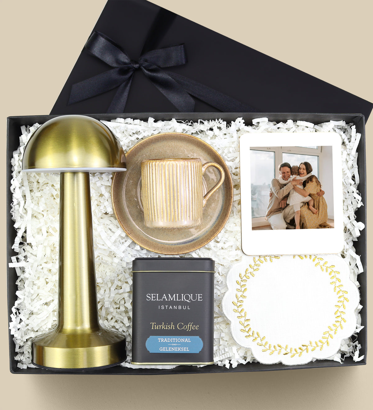 Gold Mantar Masa Lambası & Sunum Kahve Peçetesi & Çerçeve & Selamlıque Türk Kahvesi & Kahve Fincanı Premium Hediye Seti