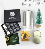 Kişiye Özel Çelik Cep Matarası & Viski Soğutma Taşı & Gold Metal Kutulu Mum & Godiva Napoliten Çikolata & Ahşap Zeminli Mini Çam Ağacı Hediye Seti