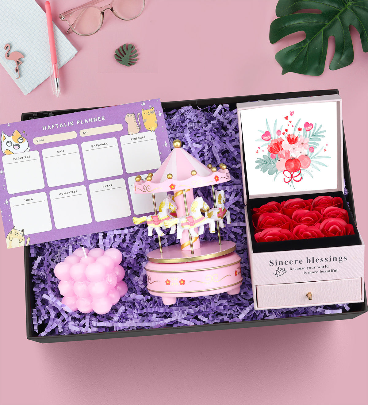 Kişiye Özel Fotoğraflı Gül Kutusu & Bubble Mum & Atlı Karınca Müzik Kutusu & Haftalık Planner Hediye Seti