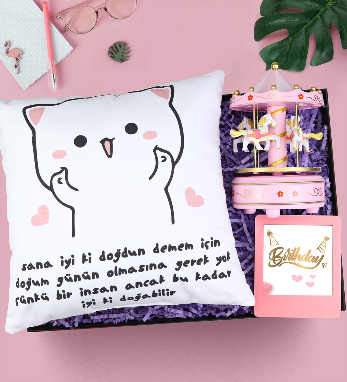 Motto Yastık & Çerçeve & Atlı Karınca Doğum Günü Hediye Seti
