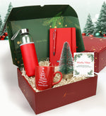 Kişiye Özel Defter & Gümüş Renk Detaylı Kırmızı Tükenmez Kalem & Özel Deri Kılıflı 500Ml Kırmızı Su Matarası & Kırmızı Yılbaşı Kupa & Ahşap Zeminli Mini Çam Ağacı Hediye Seti