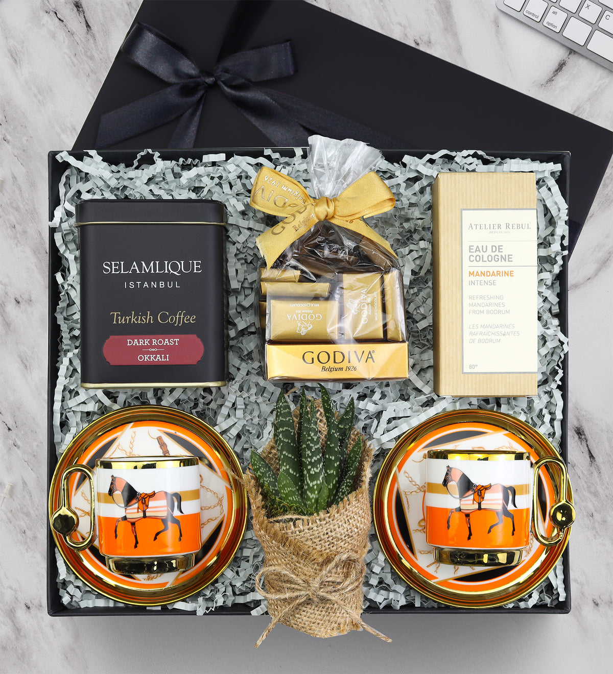 Tasarım Fincanlı Premium Hediye Seti