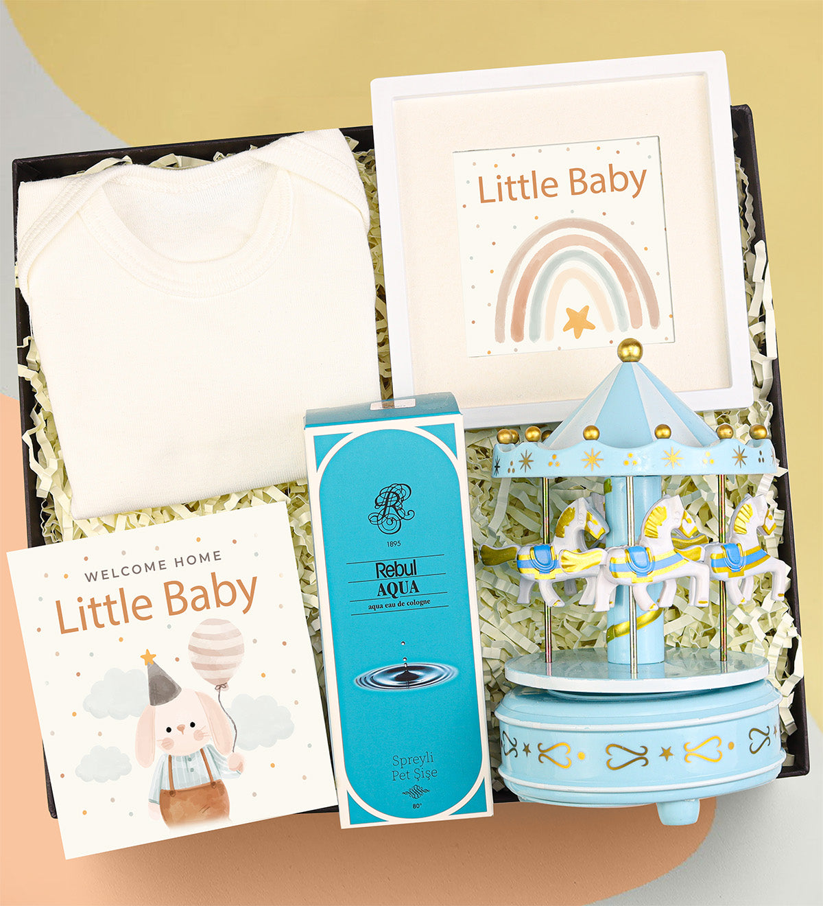 Erkek Bebeğe Yenidoğan Hediye Seti