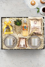 Gri Porselen Fincan & Çikolata & Türk Kahvesi & Kolonya & Bakır Cezve & Çiçek Hediye Seti