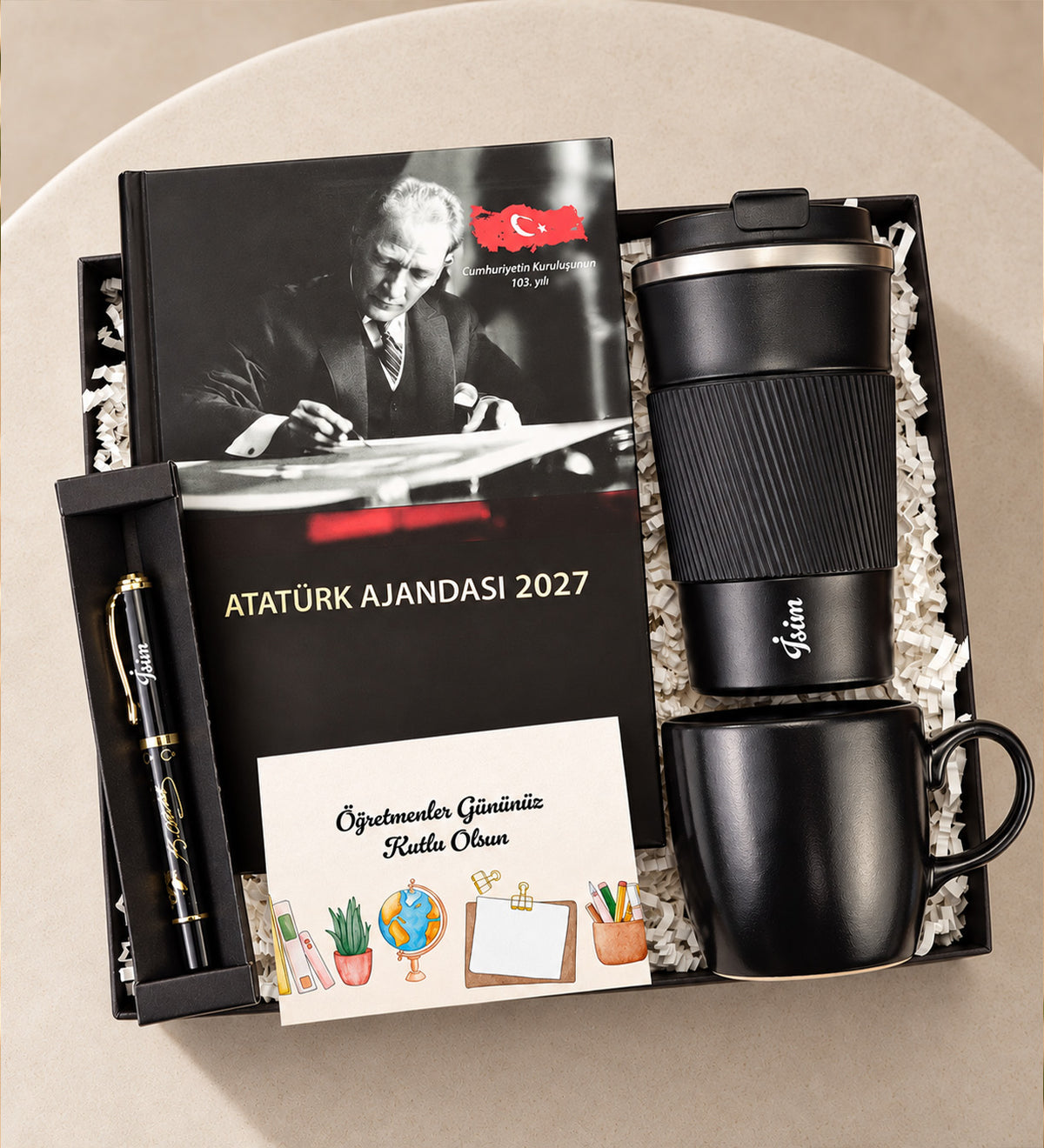 Atatürk Yeni Yıl Ajandası & Silikon Halkalı Termos & Kupa & Atatürk İmzalı Roller Kalem Hediye Seti