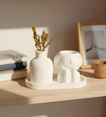 Dekoratif Standlı Alçı Kız ve Vazo Biblo