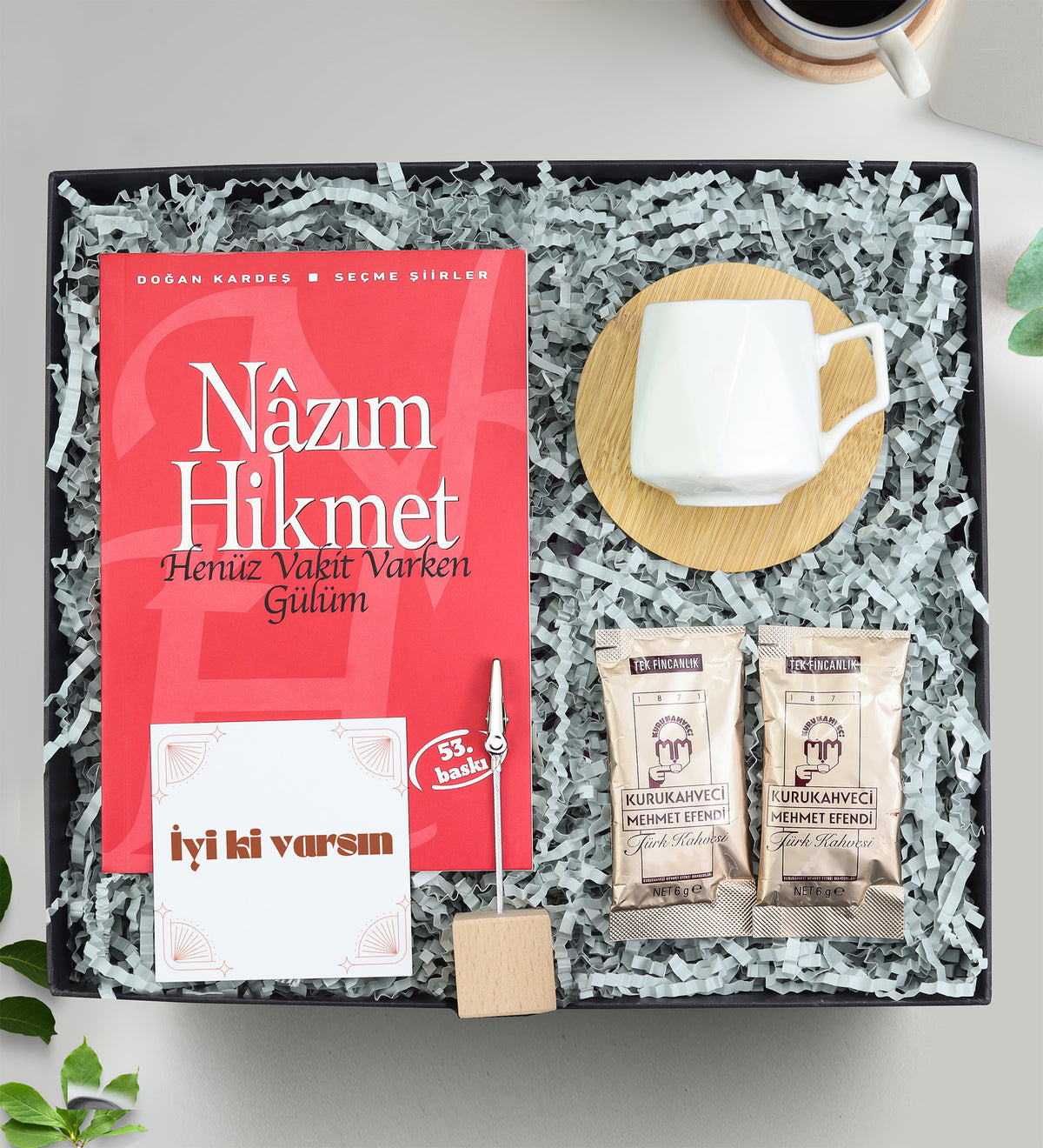 Kitap & Fincan & 2'li Kahve & Not Tutucu Hediye Seti
