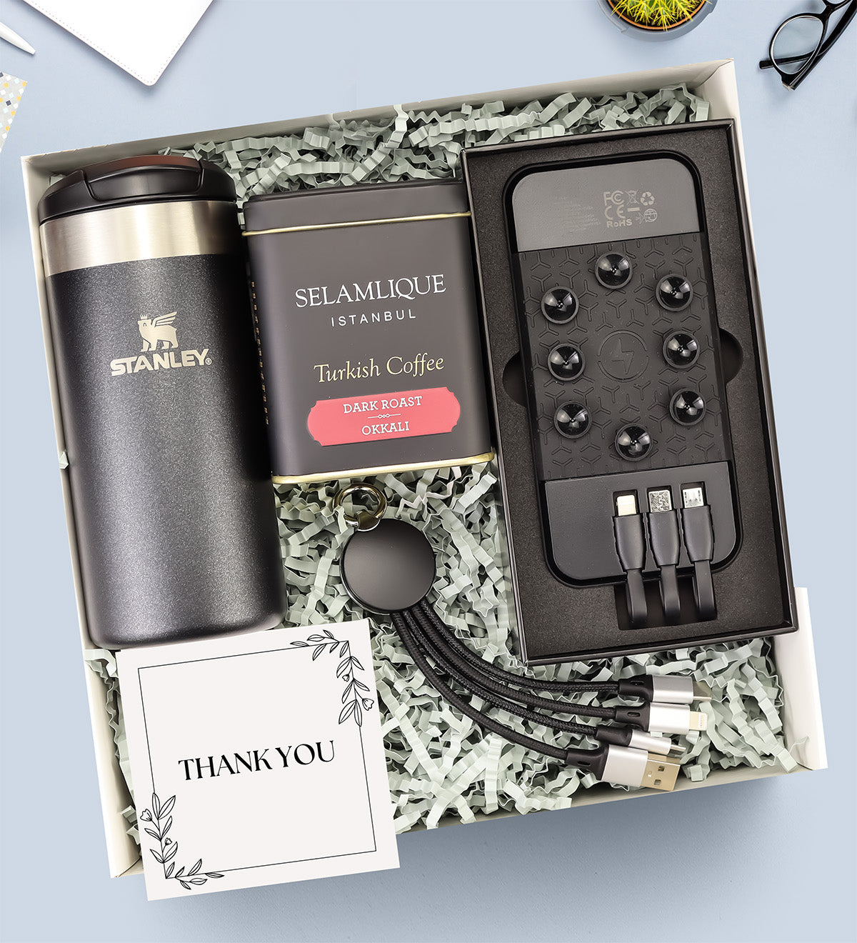 Stanley Termos & Powerbank & Çoklu Şarj Kablosu & Türk Kahvesi Hediye Seti