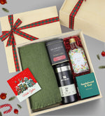 Ahşap Kutusunda 0,35 Stanley Termos & Selamlıque & Kolonya & Şal & Rakle Mum Hediye Seti