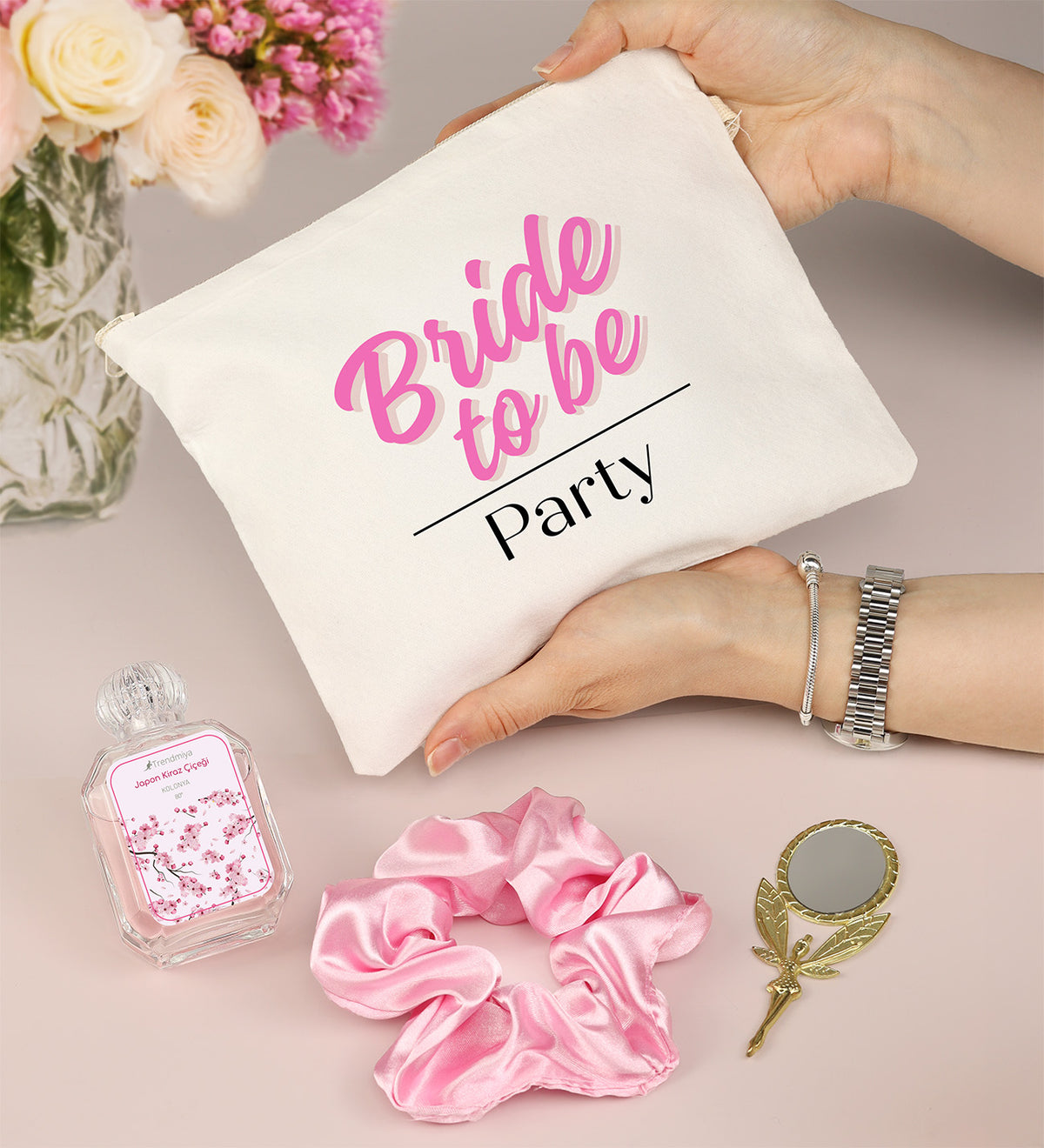 Bride Ham Bez Çanta & 30 ml Kolonya & Saten Toka & Peri Ayna Bride To Be Hediyelik Set
