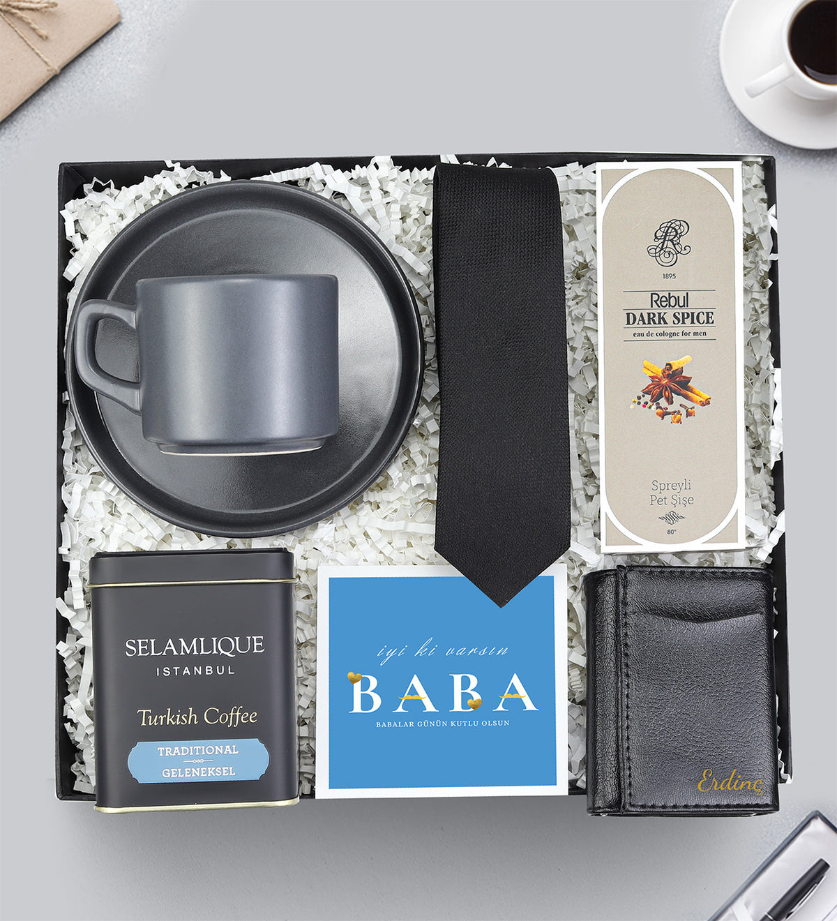 Double Fincan & Kravat & Rebul Kolonya & Selamlıque Türk Kahvesi & Mekanizmalı Kartlık Hediye Seti