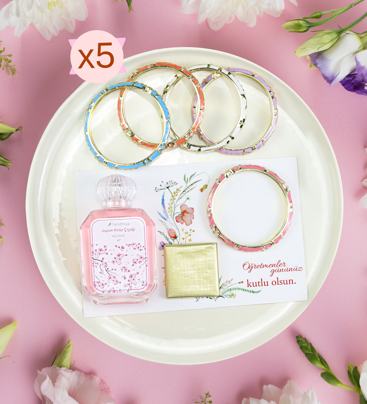 5 Adet 30 ml Kolonya & Melodi Çikolata & Mineli Çelik Bileklik Hediye Seti