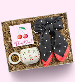 El Yapımı Kupa & Puantiyeli Fular Hediye Seti