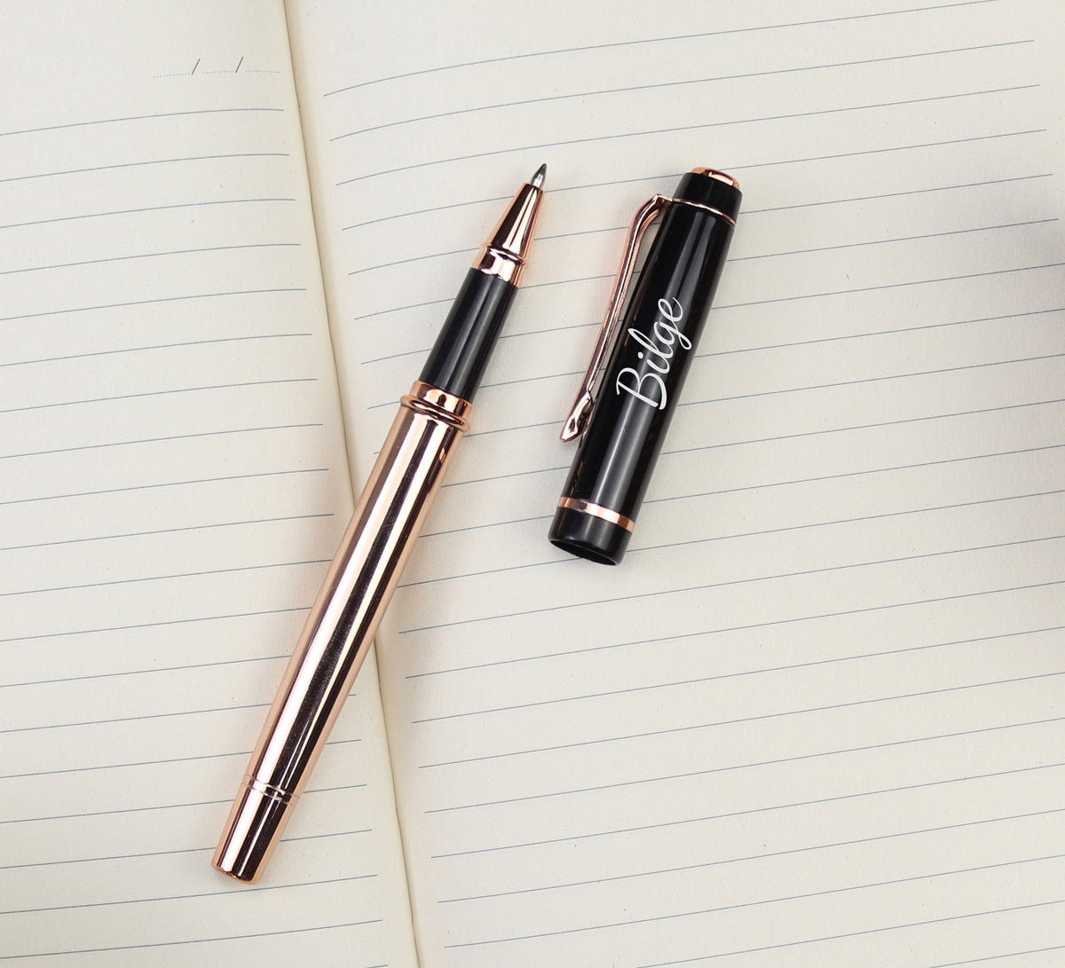 Kişiye Özel Kahverengi Defter & Metalik Gold Roller Kalem & Porselen Türk Kahvesi Fincanı & Çizgili Porselen Kupa Hediye Seti