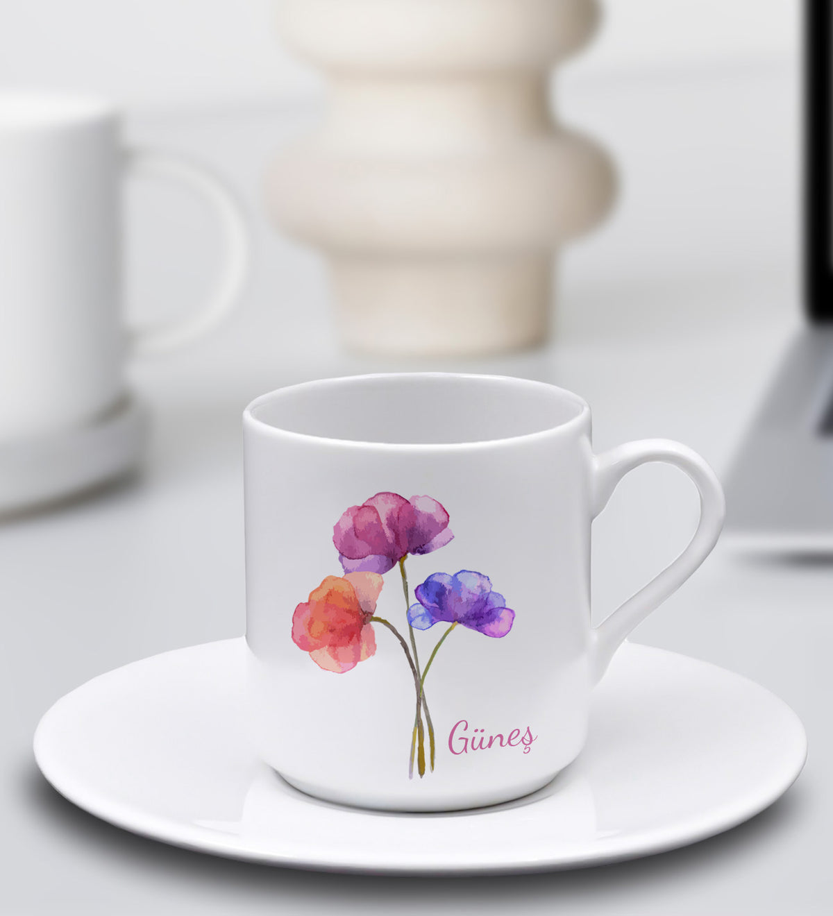 Pembe Çiçekli Kutusunda Kişiye Özel Fincan & Pembe Metal Kutulu Mum & Selamlıque Türk Kahvesi & Pembe Tasarım Fular Hediye Seti