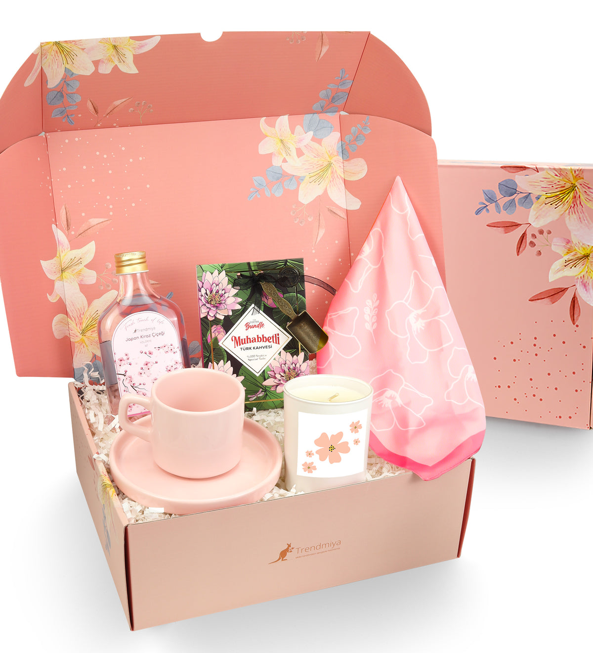 Pembe Fincan & Fular & Türk Kahvesi & Bardak Mum & Kolonya Hediye Seti