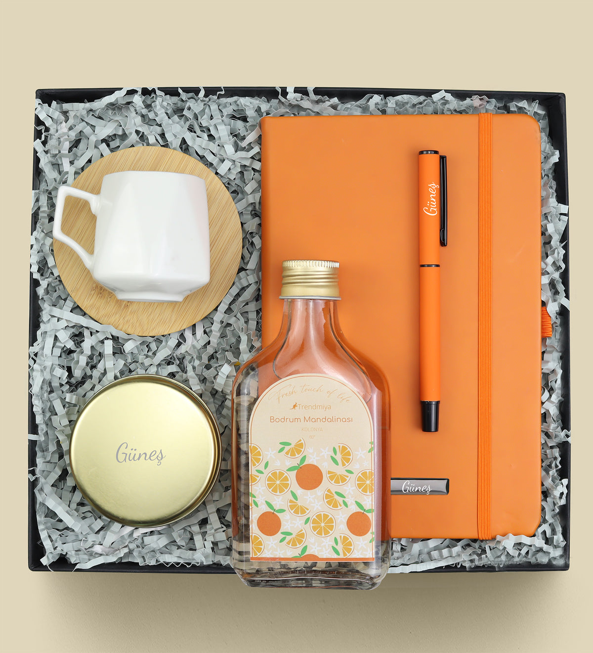 Kişiye Özel Defter & Kalem & Porselen Fincan & Mum & Kolonya Hediye Seti
