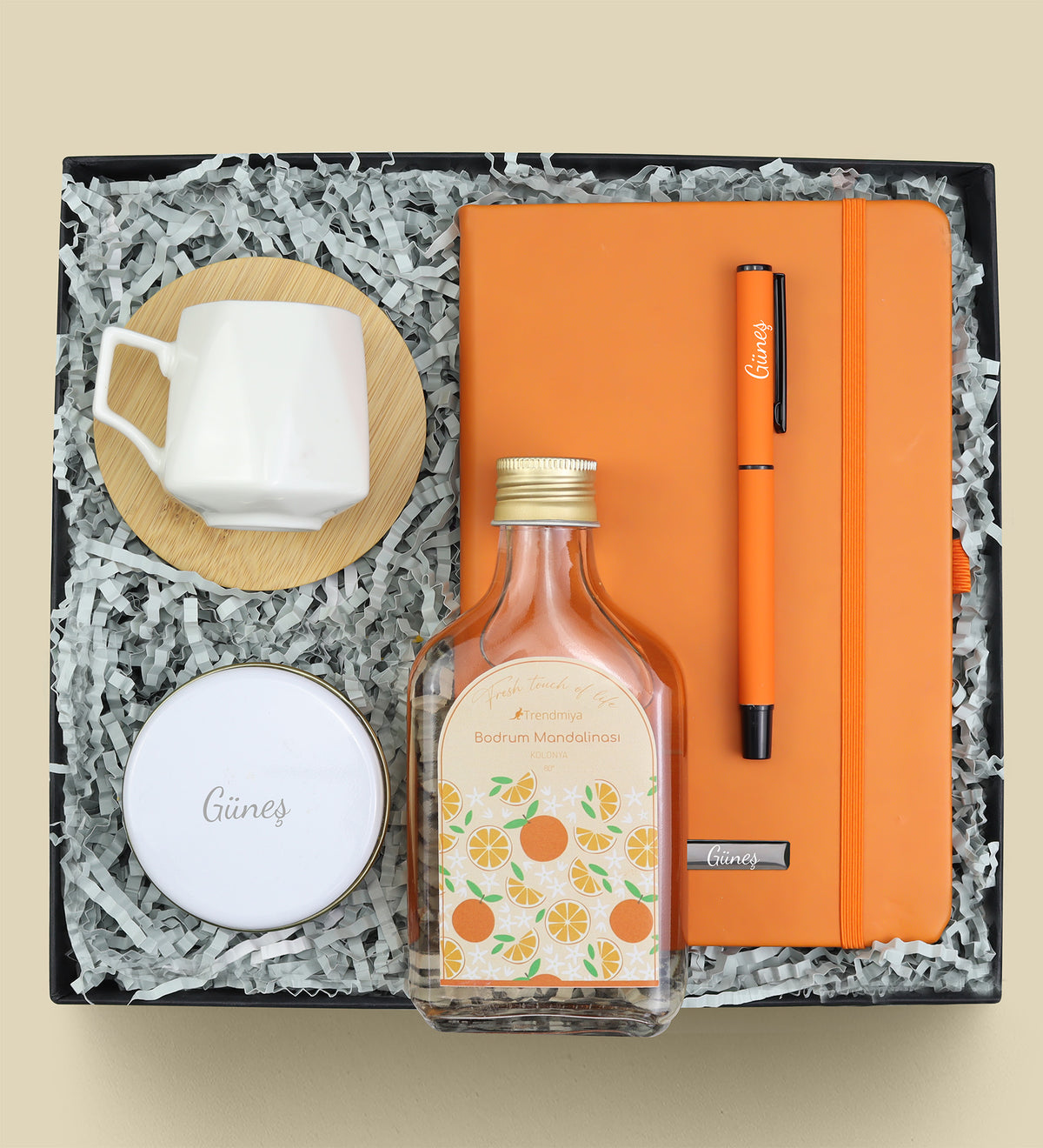 Kişiye Özel Defter & Kalem & Porselen Fincan & Mum & Kolonya Hediye Seti