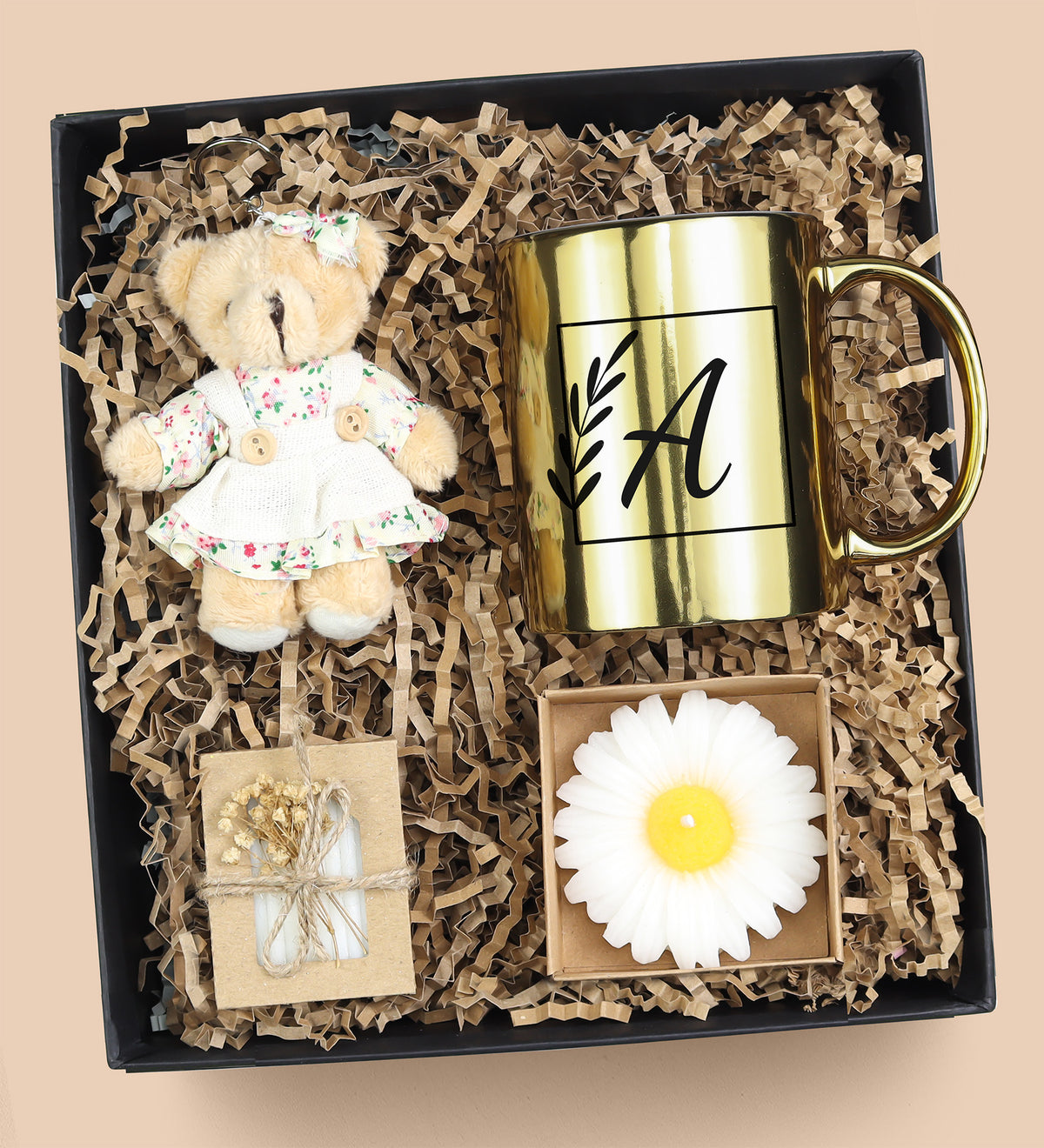 Kişiye Özel Gold Kupa & Ayıcık Anahtarlık & Mum & Mini Sabun Hediye Kutusu