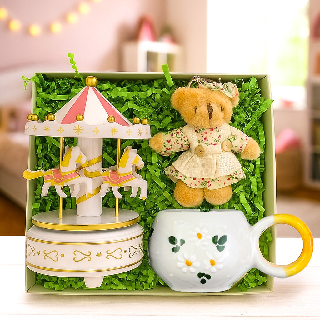 El Yapımı Kupa & Atlı Karınca Müzik Kutusu & Ayıcık Anahtarlık Hediye Seti