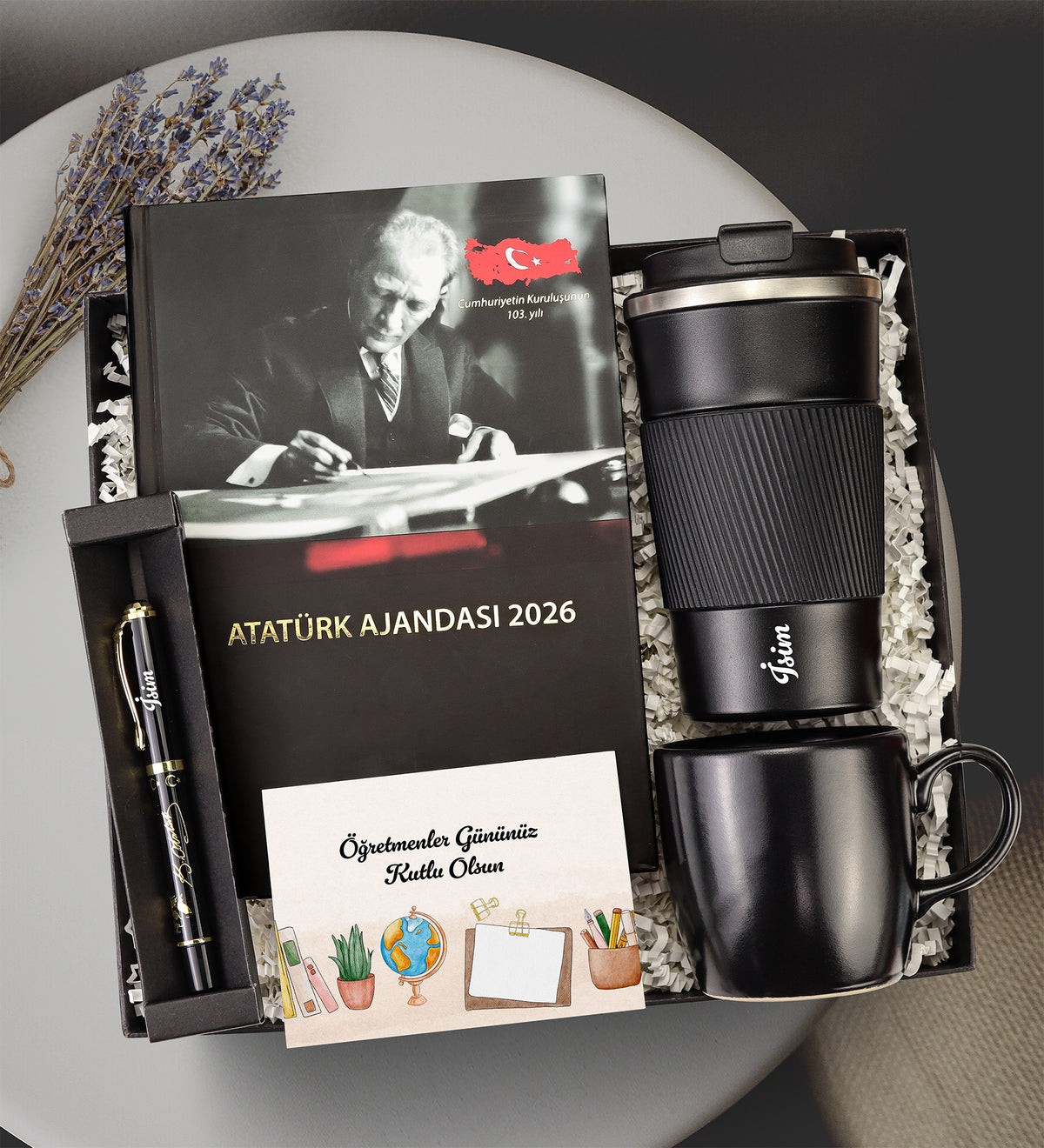 Atatürk Yeni Yıl Ajandası & Silikon Halkalı Termos & Kupa & Atatürk İmzalı Roller Kalem Hediye Seti