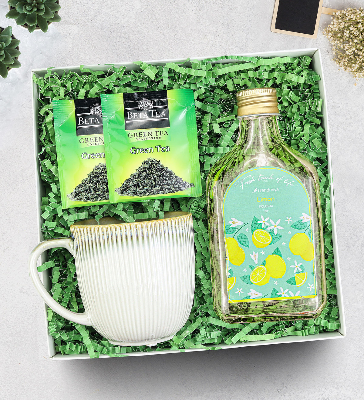 200 Ml Trendmiya Limon Kolonyası & 2'li Yeşil Çay & Porselen Kupa Hediye Seti