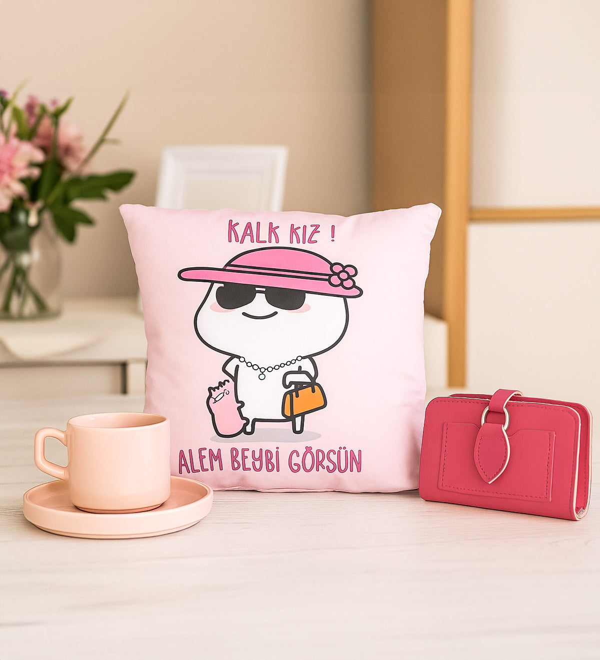 Yastık & Double Pembe Fincan & Cüzdan Hediye Seti
