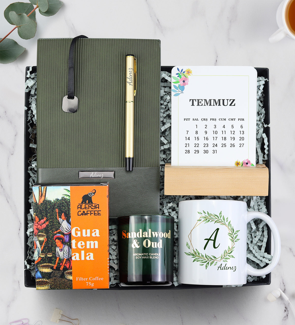 Defter & Kalem & Takvim & Filtre Kahve & Mum & Kupa Hediye Seti
