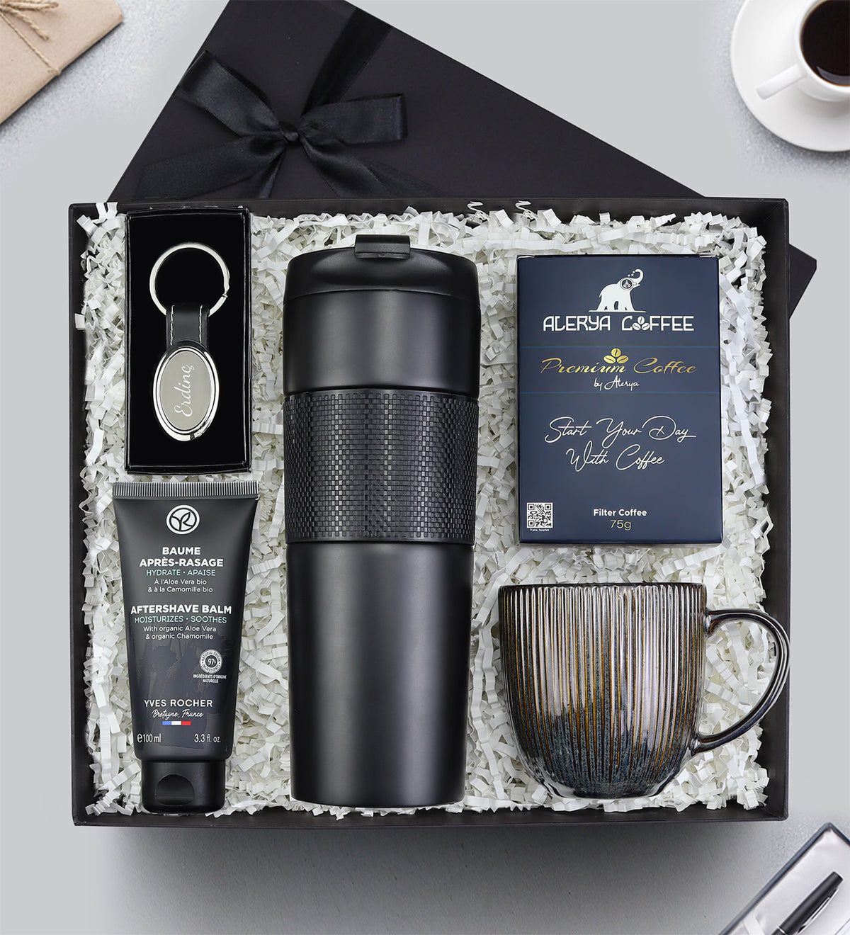 Siyah French Press Termos & Elips Anahtarlık & Lacivert Çizgili Porselen Kupa & Premium Kahve & Yves Rocher Balsam