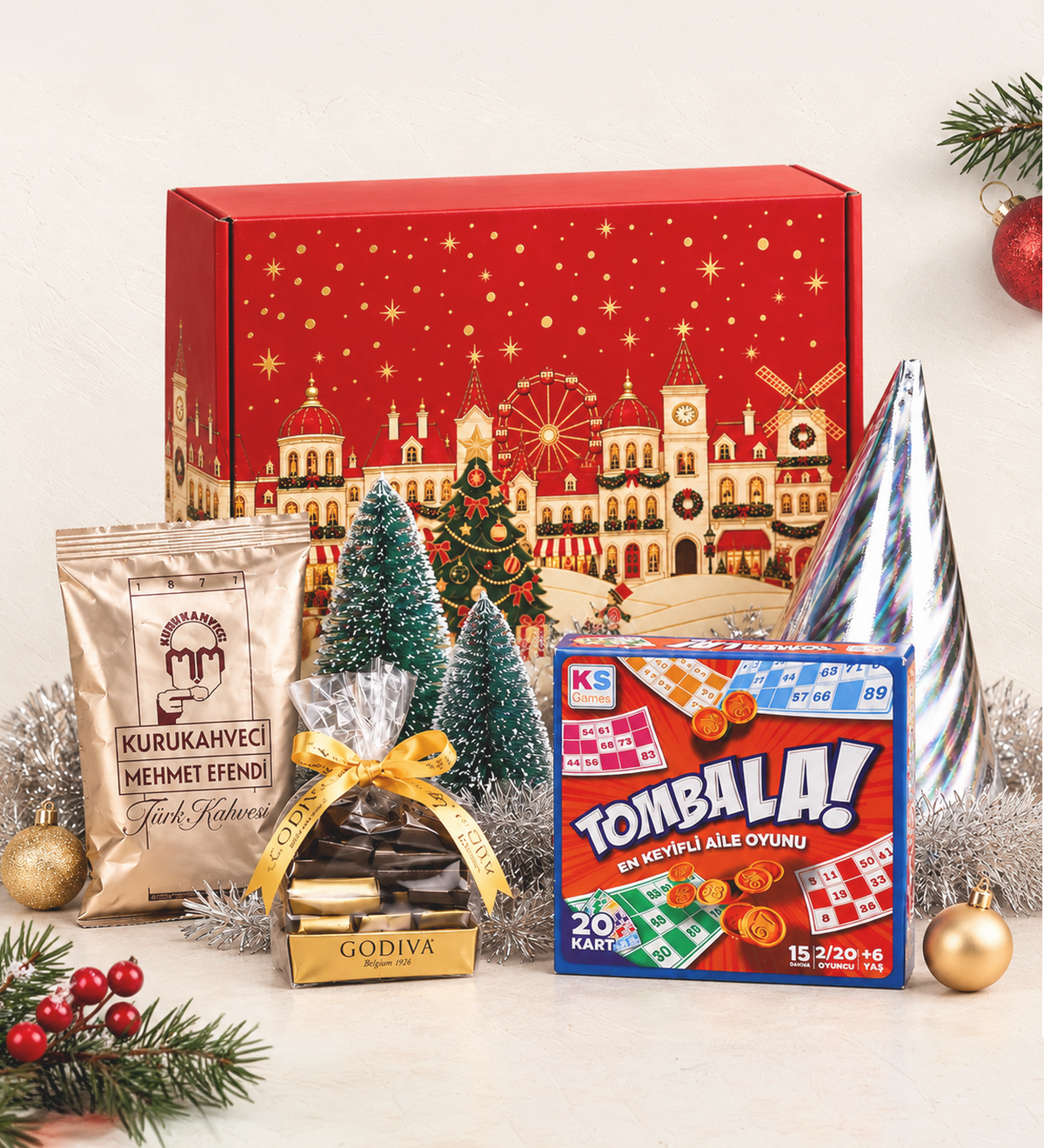 Happy New Year Kutusunda Godiva Napoliten Çikolata & Mehmet Efendi Türk Kahvesi & Ahşap Zeminli Mini Çam Ağacı & Tombala & Yılbaşı Şapkası