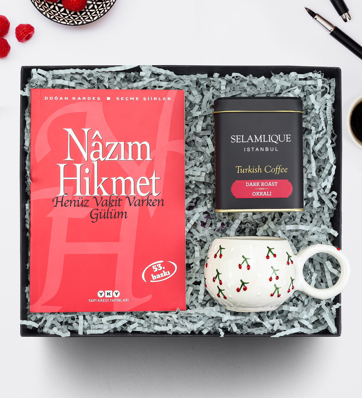 Nazım Hikmet Şiir Kitabı & El Yapımı Kiraz Kupa & Selamlıque Hediye Seti