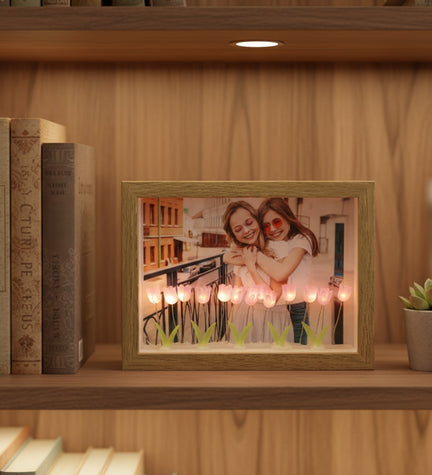 Led Işıklı Mor Lale Fotoğraf Çerçevesi