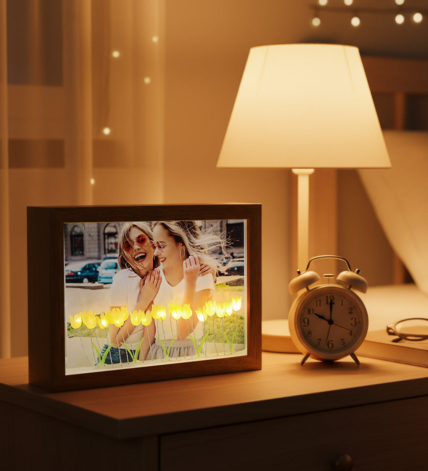 Led Işıklı Sarı Lale Fotoğraf Çerçevesi