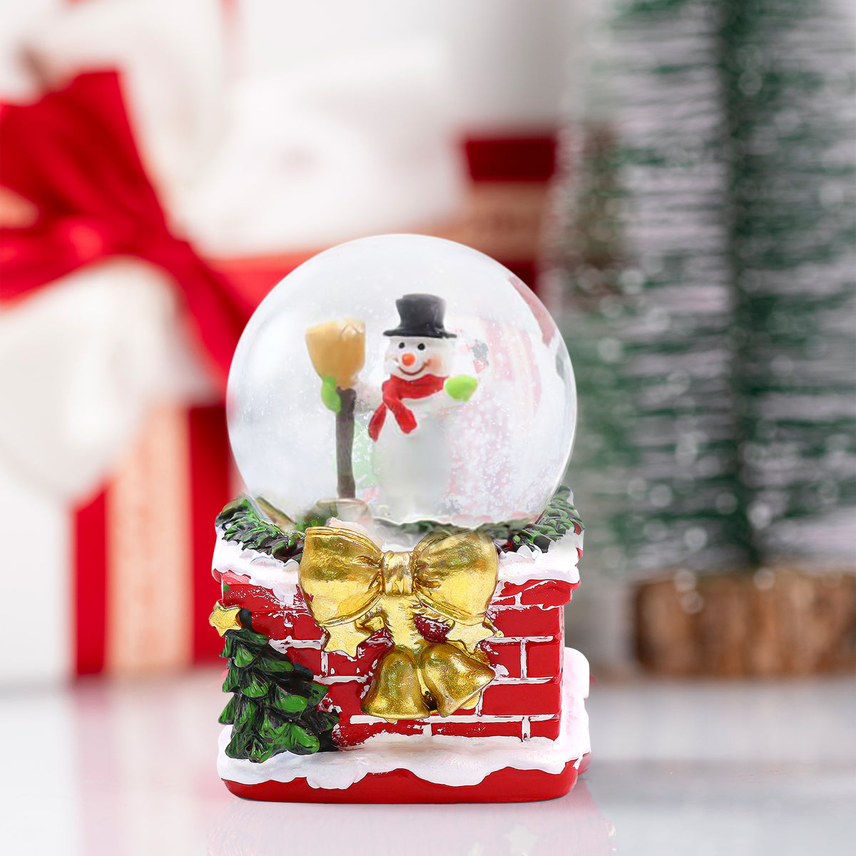 Yılbaşı Temalı Kar Küresi