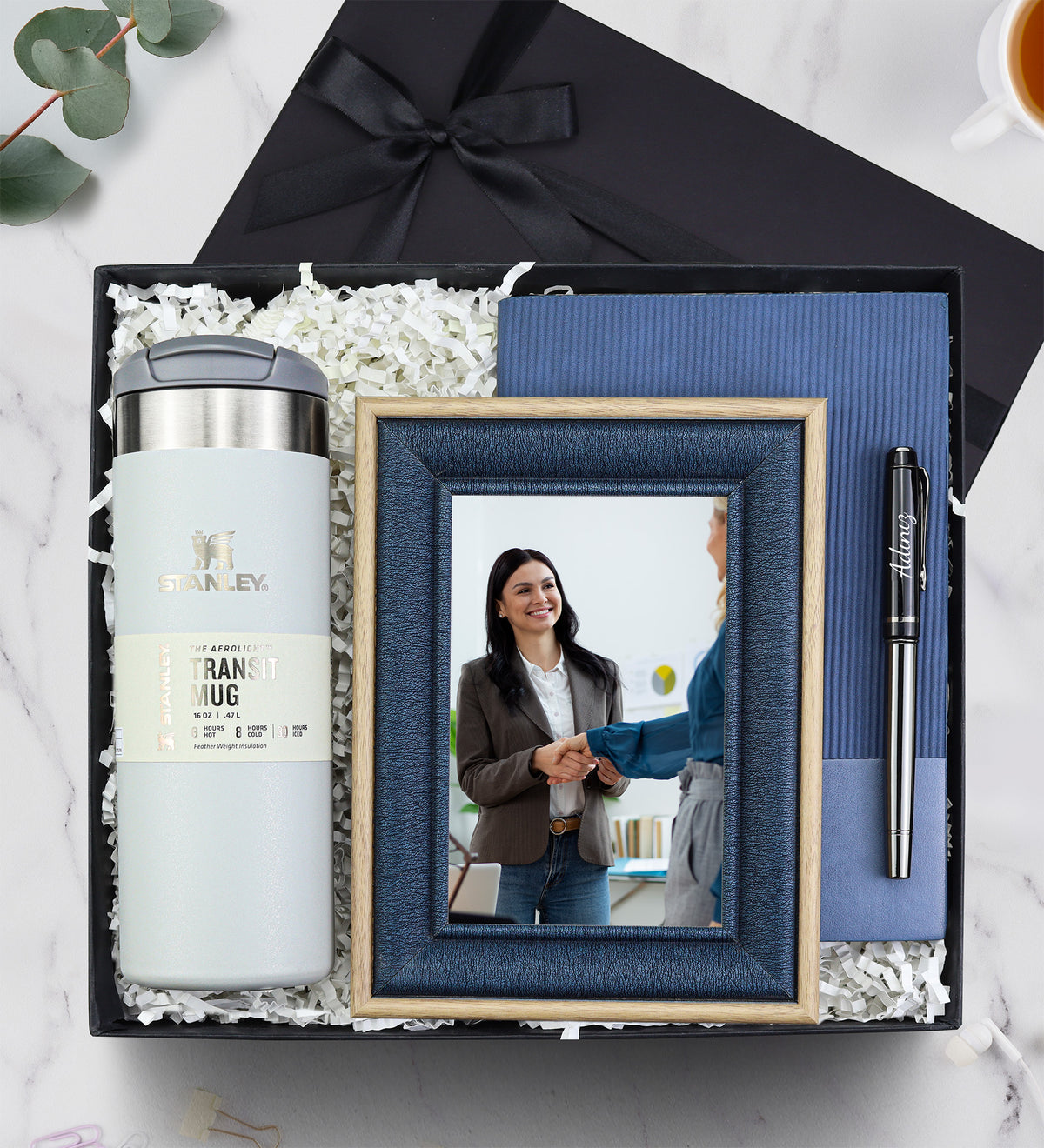 0,47 Stanley & Esnek Kapak Lacivert Defter & Metalik Roller Kalem & Dokulu Çerçeve Hediye Seti