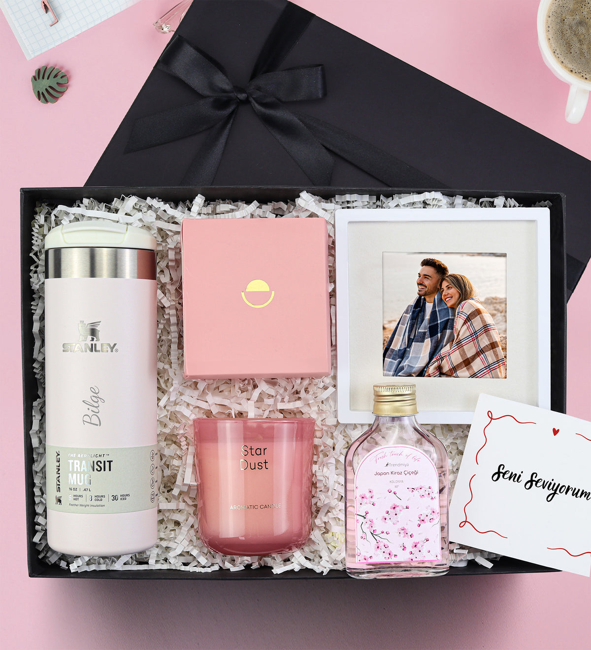 Stanley Transit Mug Termos 0,47 L & Rakle Mum & Paspartu Çerçeve & Kolonya Hediye Seti