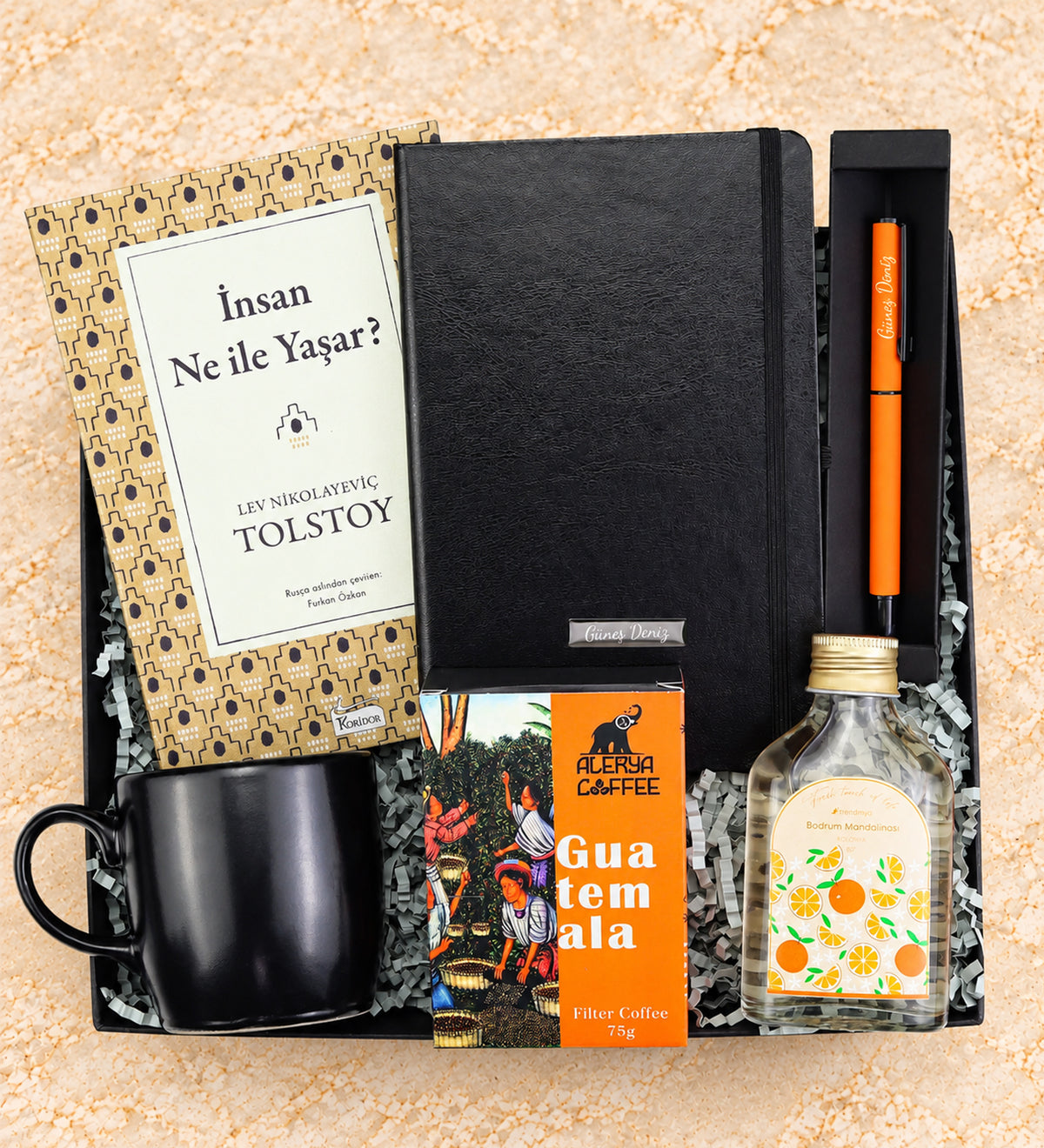 Tolstoy İnsan Ne İle Yaşar & Siyah Defter & Turuncu Mat Roller Kalem & Guatemala Filtre Kahve & Siyah Kupa & 100 ml Kolonya Hediye Seti