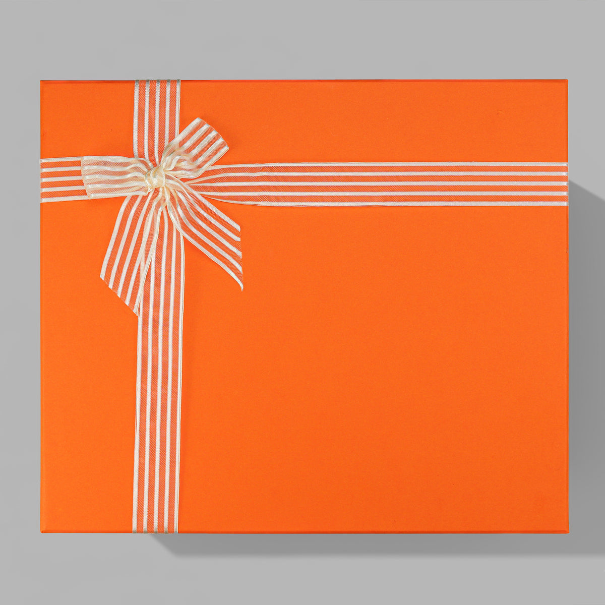 0,35 L Stanley & Premium Madlen Çikolata & Alerya Premium Filtre Kahve & Kupa & 100ml Kolonya & Metal Kutulu Mum Doğum Günü Hediye Seti