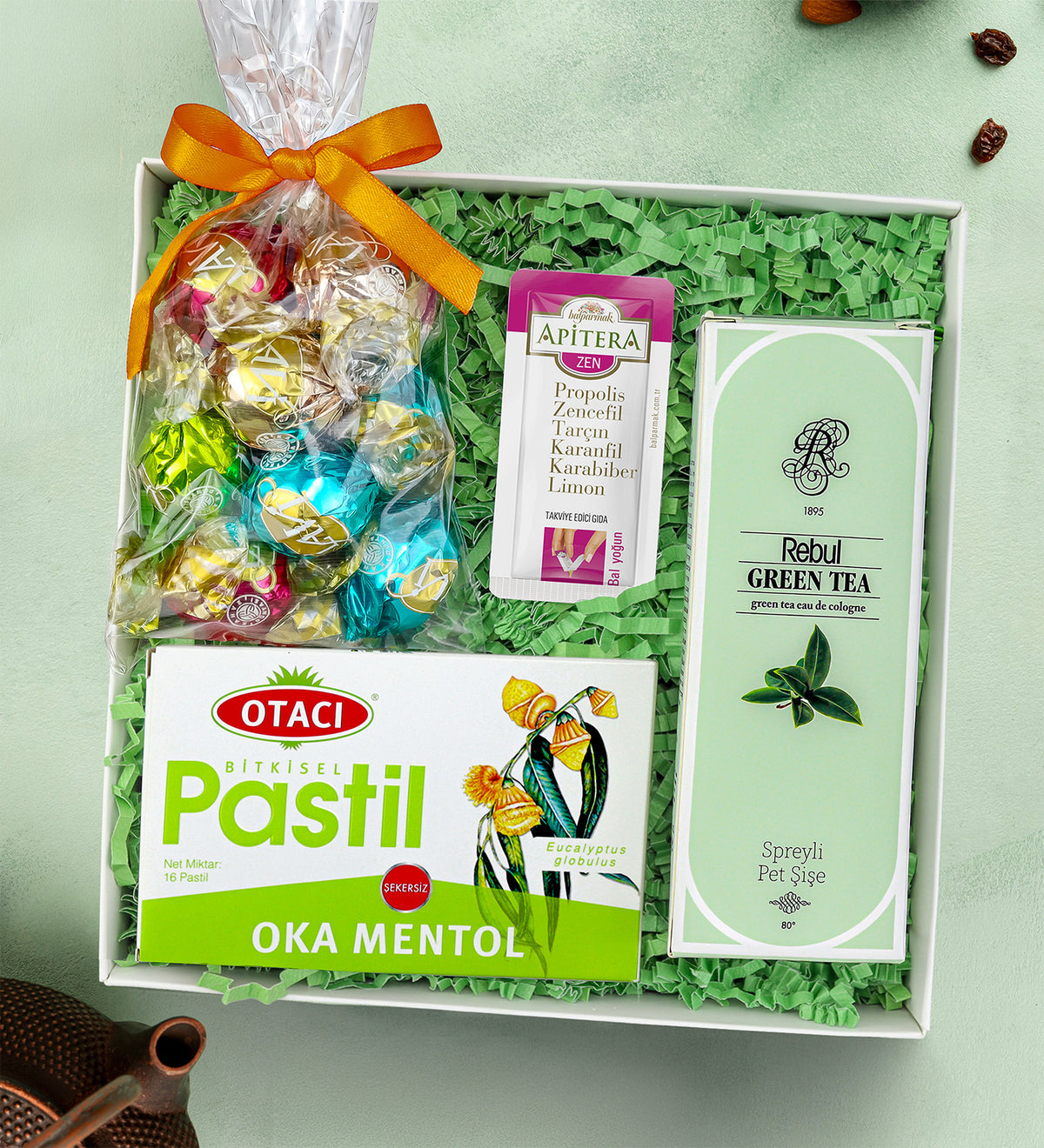 Rebul Kolonya & Lavi Çikolata & Otacı Pastil & Apitera Bal Hediye Seti