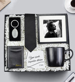 Paspartu Çerçeve & Mekanizmalı Kartlık & Kravat & Siyah Kupa & Anahtarlık Hediye Seti