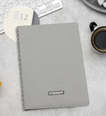 Kişiye Özel Tasarım 500 ML Dereceli Termos & Gri Spiralli Yeni Yıl Tarihli Ajanda & Metalik Roller Kalem & Ahşap Zeminli Mini Çam Ağacı & İnstagram Çerçeve & Kupa Hediye Seti