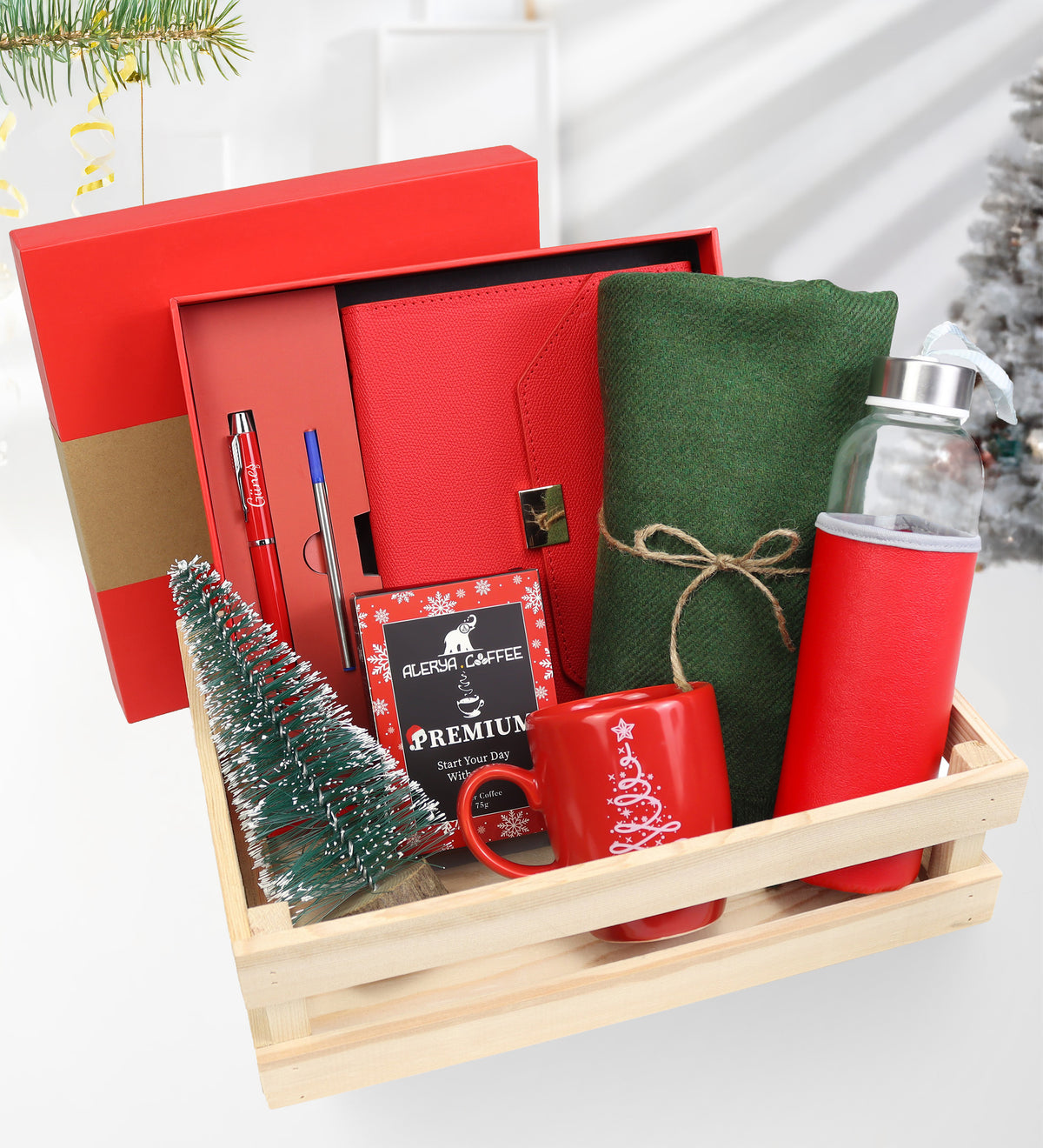 Ahşap Kasada Defter Kalem Seti & Kalın Şal & Su Matarası & Kupa & Filtre Kahve & Mini Çam Ağacı Hediye Seti