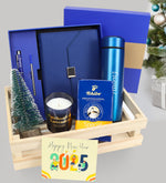 Ahşap Kasada Dereceli Termos & Kutulu Defter Kalem Seti & Mini Çam Ağacı & Bardak Mum & Filtre Kahve Hediye Seti