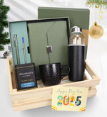 Ahşap Kasada Kutulu Defter Kalem Seti & Su Matarası & Yıldızlı Kupa & Türk Kahvesi Hediye Seti