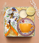 Kişiye Özel Gold Metal Kutulu Mum & Fincan & Turuncu Fular Hediye Seti