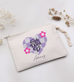 Kişiye Özel Motto Ham Bez Çanta & 2'li Makyaj Fırçası & Çift Taraflı Yüz Temizleme Fırçası & Lotus Mandal Toka & Peluş Saç Bandı Hediye Seti