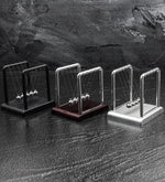 Erkeğe Özel Siyah Defter & Masaüstü Telefonlu Kalemlik & Masa Üstü Denge Topu & Siyah Kupa & Siyah Mat Tükenmez Kalem Hediye Seti