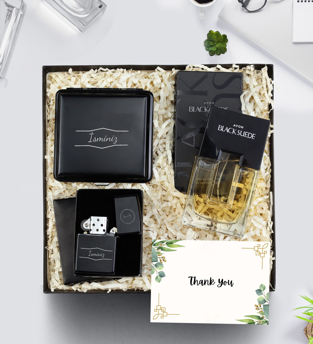 Kişiye Özel Siyah Renk Tabaka & Zippo Tarzı Çakmak & Avon Black Suede Erkek Parfüm Hediye Seti