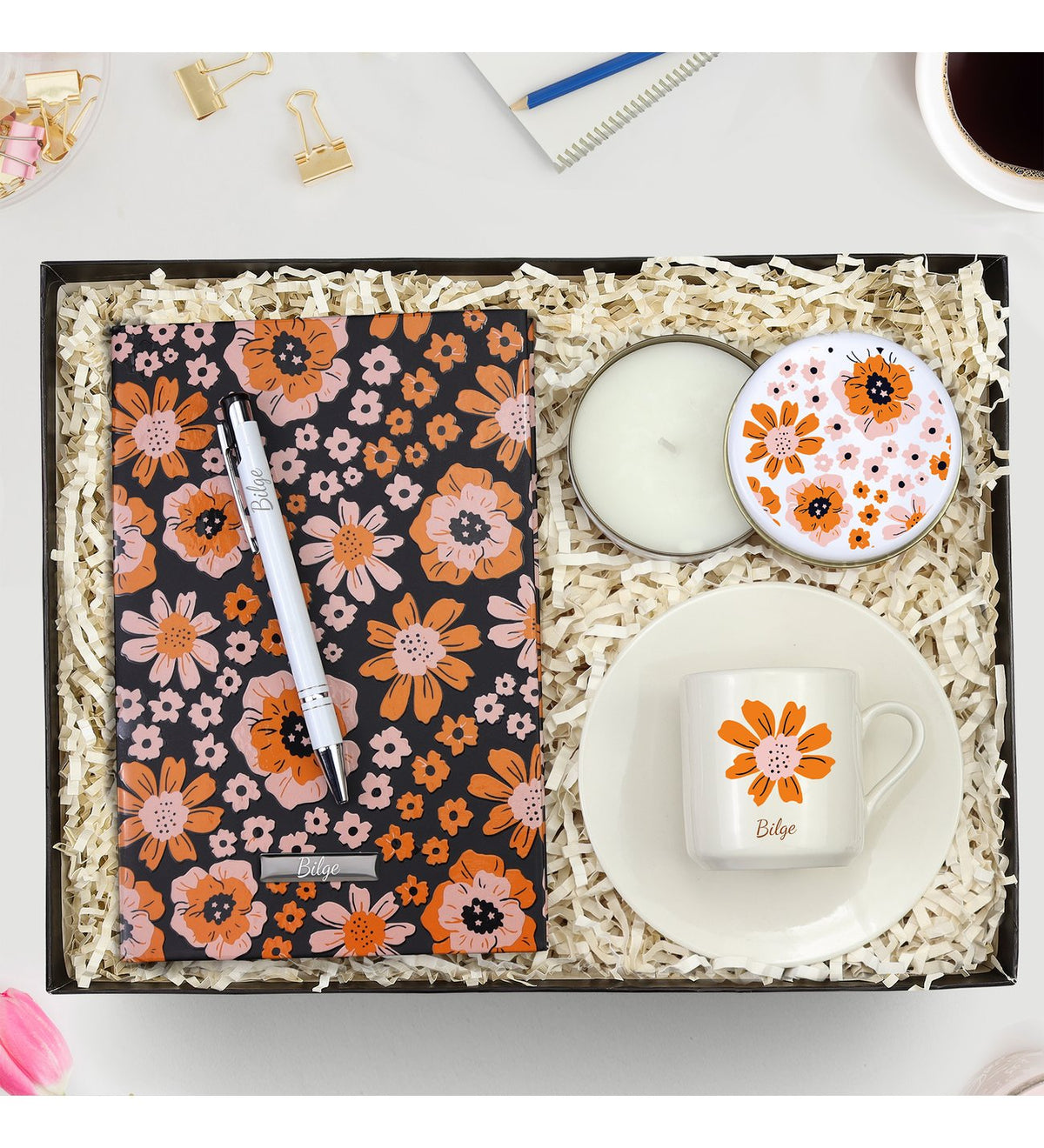 Kişiye Özel Tasarım Defter & Beyaz Metal Kutulu Mum & Fincan Hediye Seti
